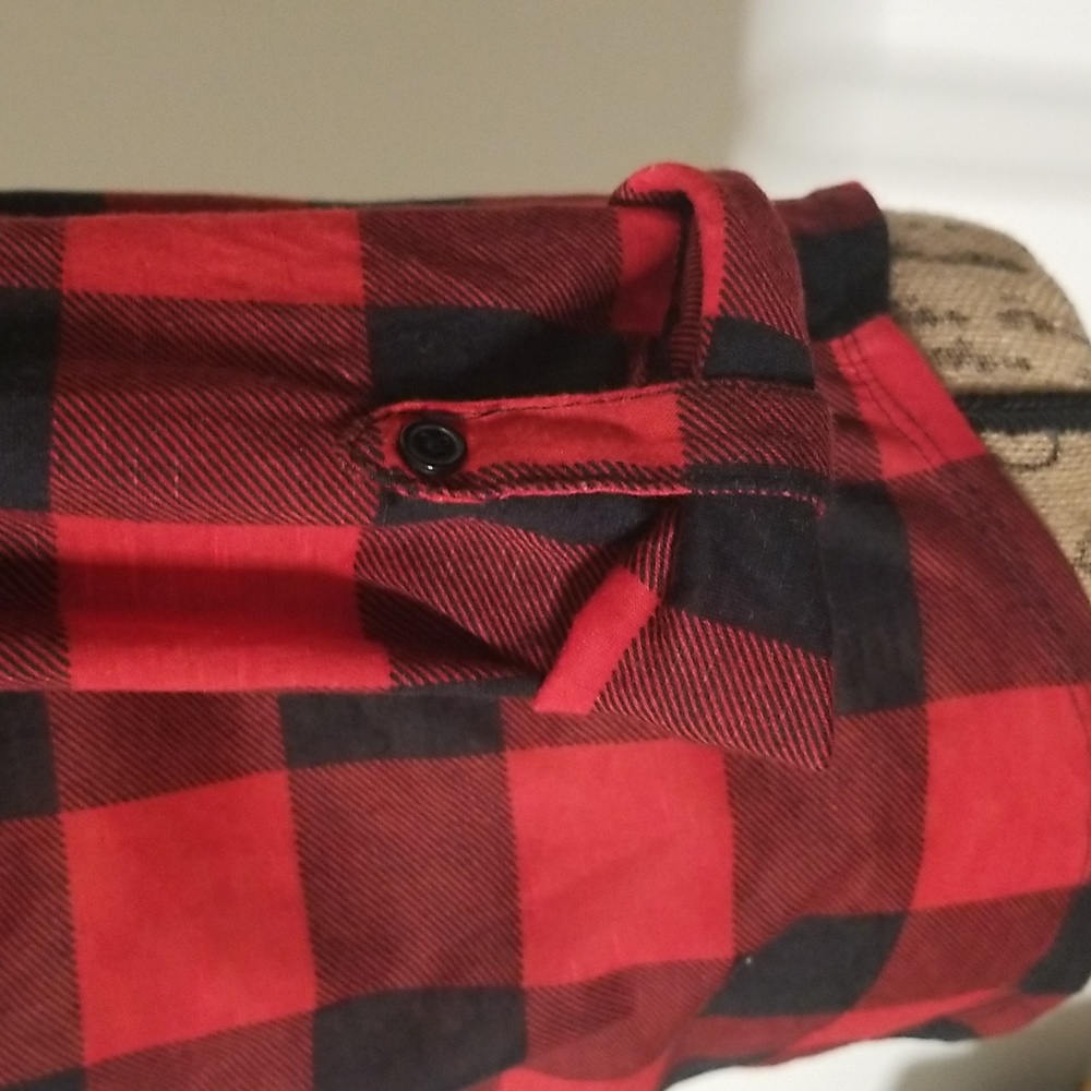Derek ❤ Heart Button Down - Picture 5 of 5
